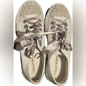 Hello Basics size 7 sneakers with pearl toes & ribbon laces